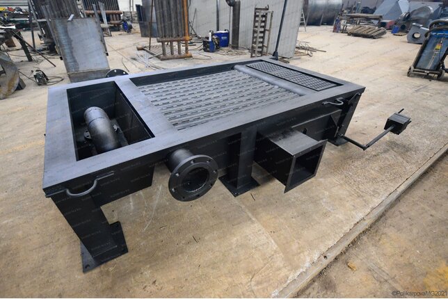 Топка ручная с поворотными колосниками котла КВм 0.7